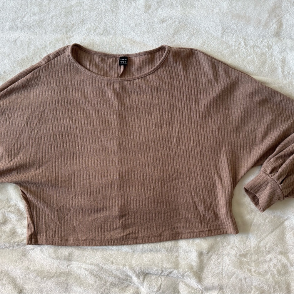 SHEIN Ribbed Long Sleeve Cropped Top in Mauve Brown